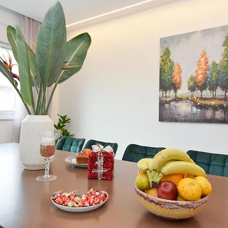 Katakis Luxury Apartman Hriszí Aktí Haniá
