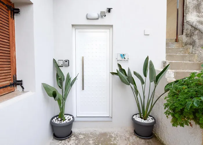 Katakis Luxury Apartament *