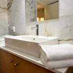 Katakis Luxury شقة
