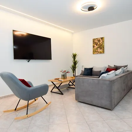 Katakis Luxury * خانيا