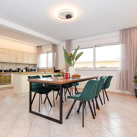 Katakis Luxury Apartment