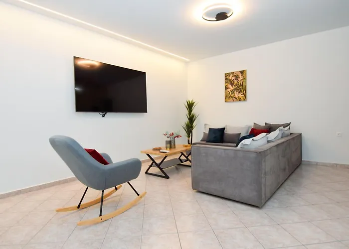 Katakis Luxury * חאניה