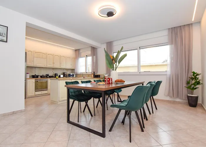 Katakis Luxury חאניה