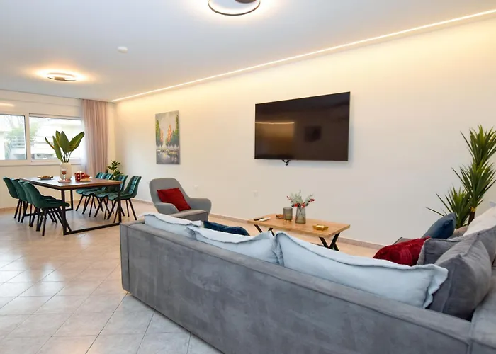 Katakis Luxury דירה חאניה